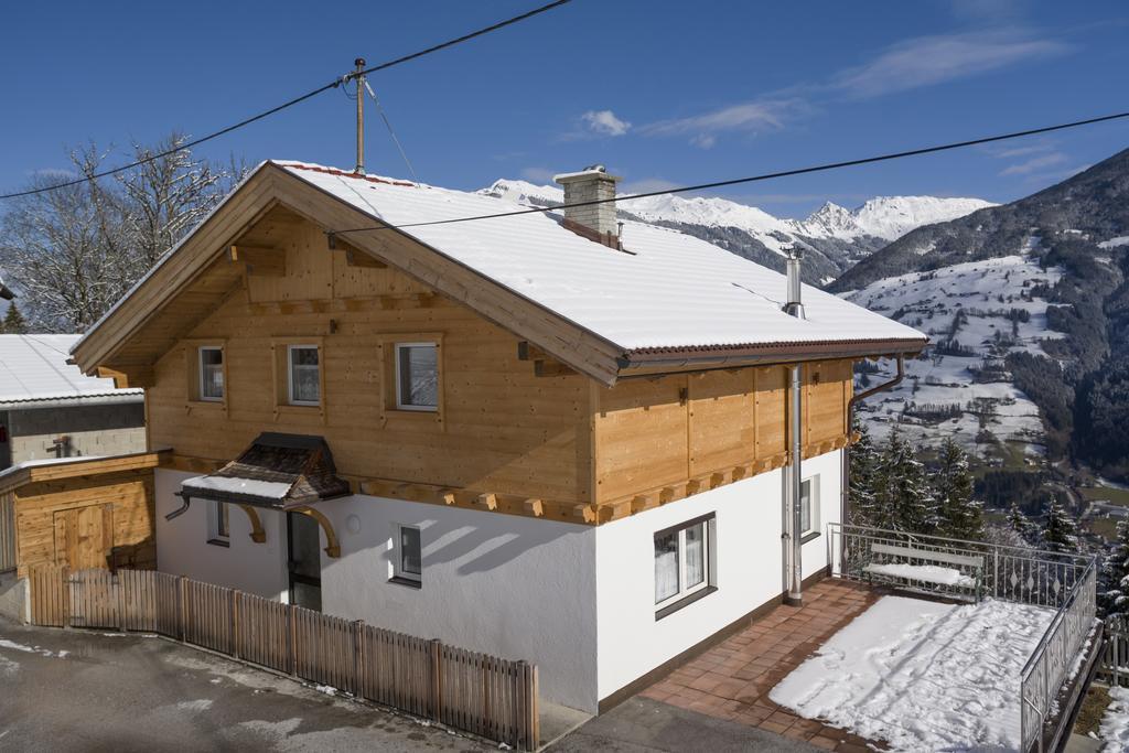 Bergchalet Emberg Mit Sauna Aschau Im Zillertal Exterior photo