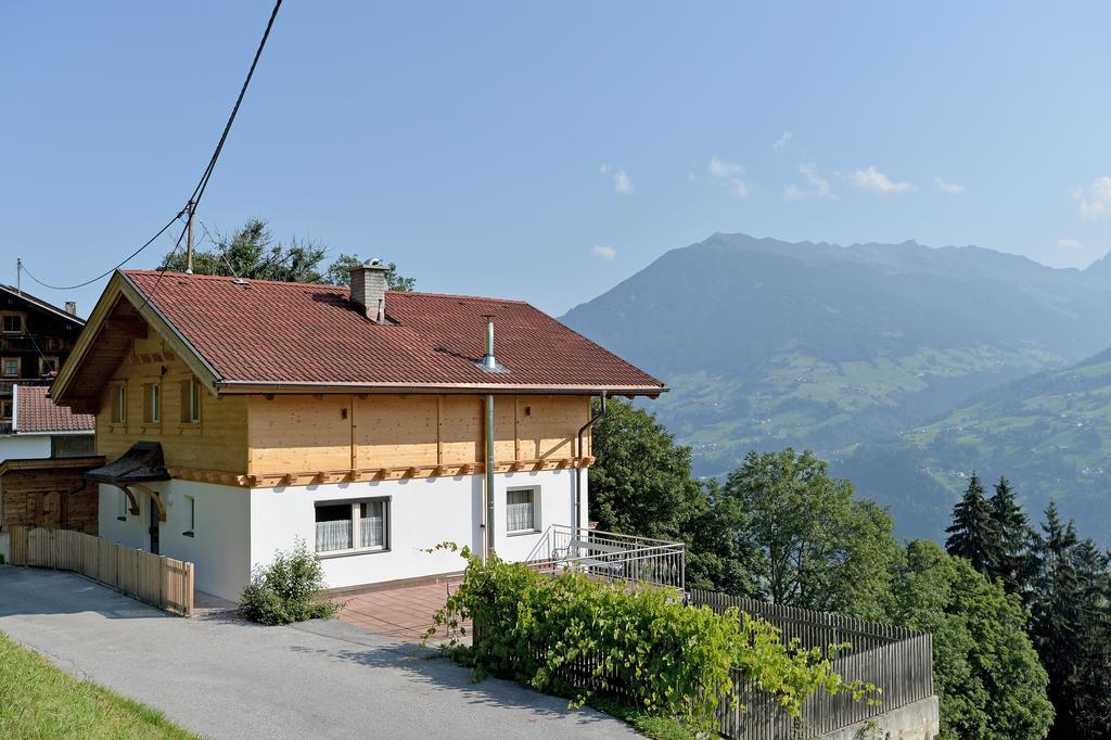 Bergchalet Emberg Mit Sauna Aschau Im Zillertal Exterior photo